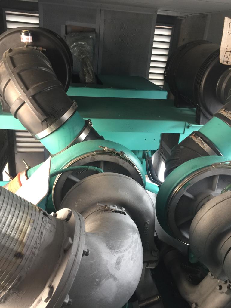 Cummins 888DFHD 800 кВт
